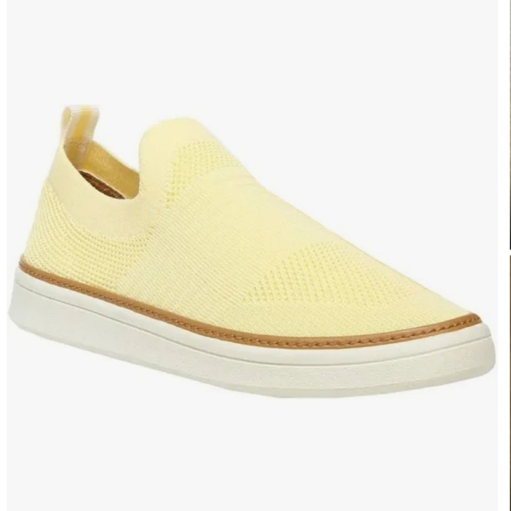 NWT LifeStride yellow women's size 8